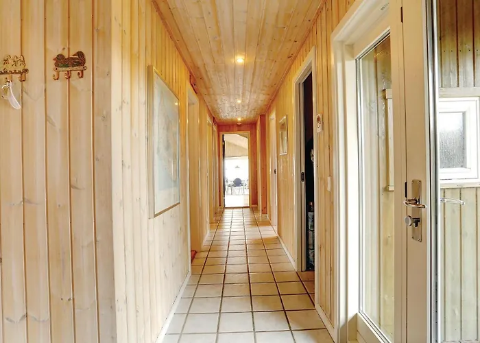Four-bedroom In Allinge-Sandvig