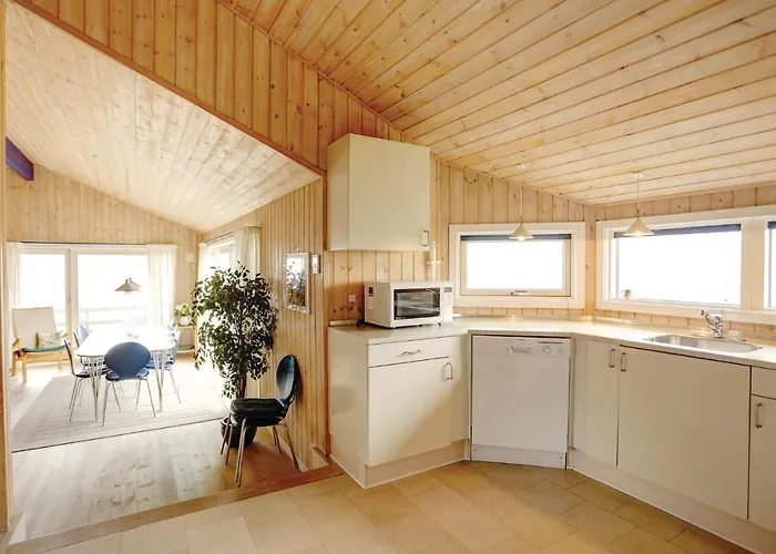 Tatil Evi Four-bedroom In Allinge-Sandvig
